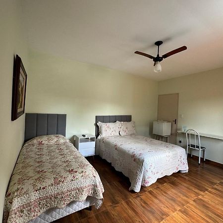 Pousada Familiar Vilage Bed & Breakfast Homestay Волта-Редонда Экстерьер фото