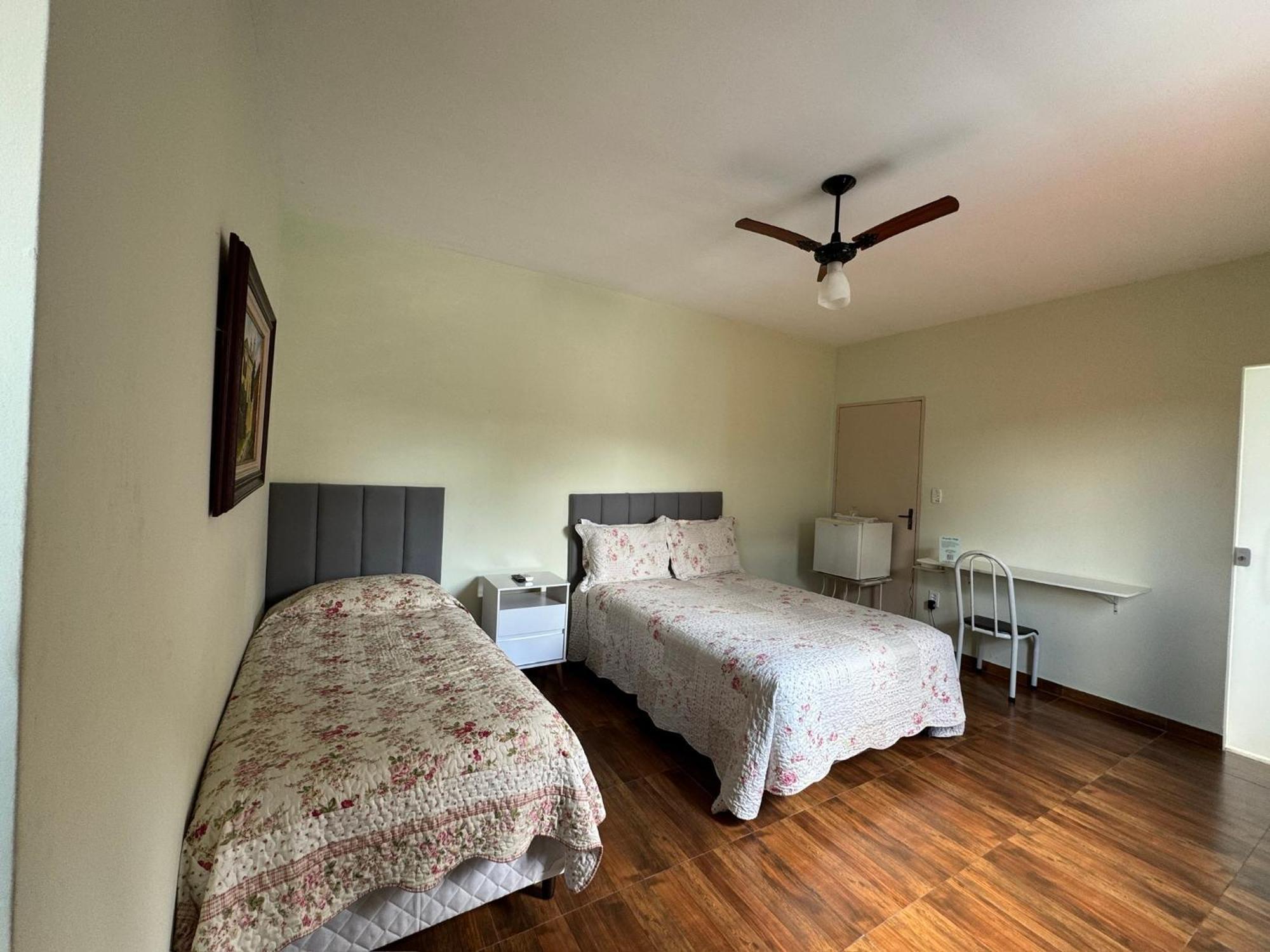 Pousada Familiar Vilage Bed & Breakfast Homestay Волта-Редонда Экстерьер фото